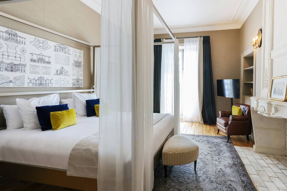 Superior Suite, Harbour View | In-room safe, desk, laptop workspace, soundproofing