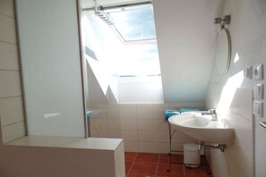 Een douche, een haardroger