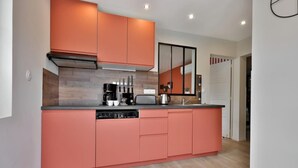 Unclassified image, 4 of 13, button - Le Chic & Raffiné - Terrace & Air Conditioning (Périgueux)