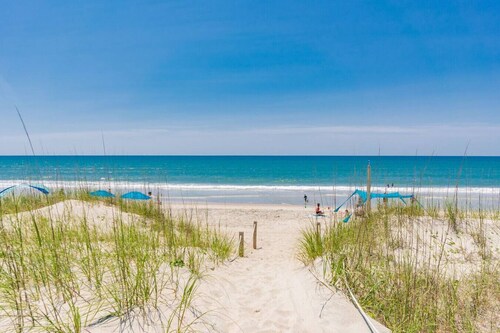 Sound Waterfront~Walk 2 Beach~Sunroom&Dock w/Views