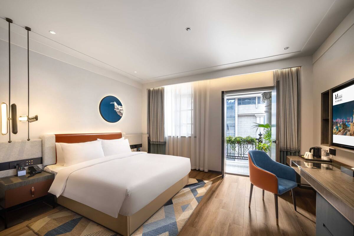 Panoramic Double Room, City View