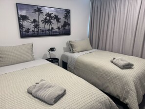 6 habitaciones, escritorio, tabla de planchar con plancha y wifi gratis