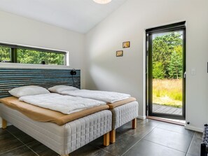 4 bedrooms, internet