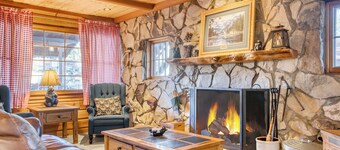 Sleeps 23 | 2 Lakefront Homes, Private Dock+Beach, Hot Tub, Fire Pit, Deck Views