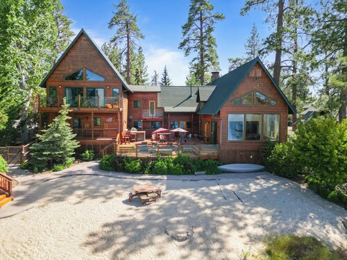 Sleeps 23 | 2 Lakefront Homes, Private Dock+Beach, Hot Tub, Fire Pit, Deck Views