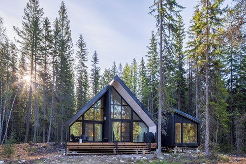 Modern A-frame w/ Private Sauna on Rivers Edge (#2)