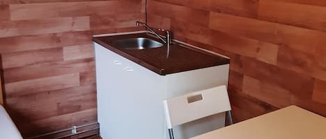 Chambre avec lits jumeaux | Wi-Fi gratuit, draps fournis