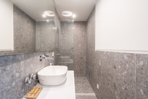 House | 1 bedroom - LIV Athinum 1 - Luxury Apartment 2B (Athens)
