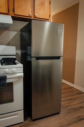 Microwave, stovetop