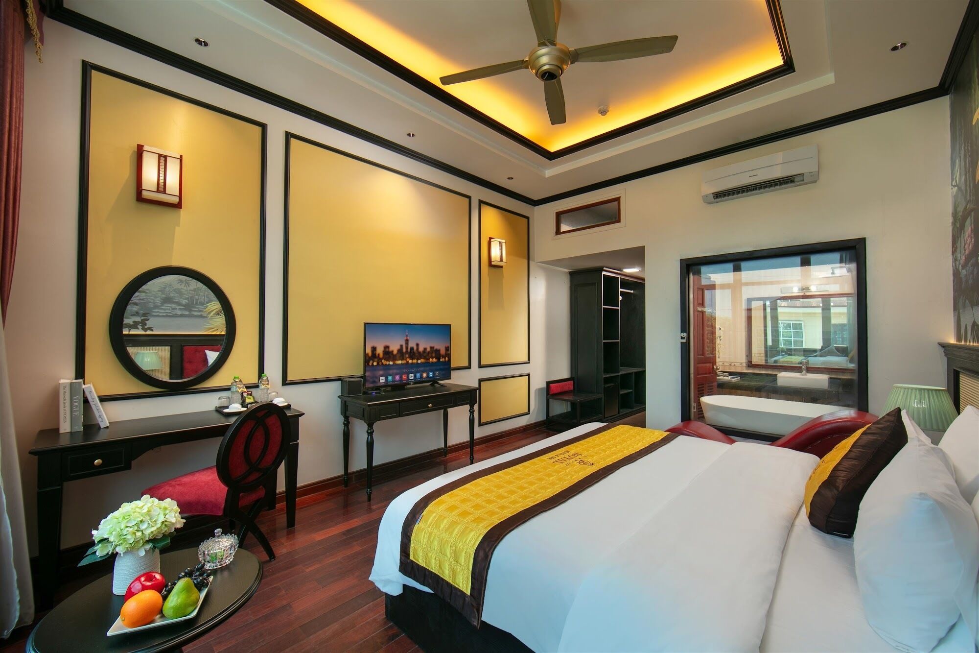Executive Double Room, Courtyard View | Bathroom