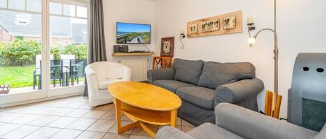 TV, fireplace, table tennis