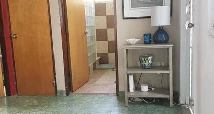 1 Cozy Private Room in San Juan with Garden View