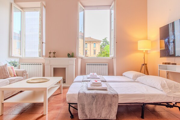 1 slaapkamer, een strijkplank/strijkijzer, gratis wifi, beddengoed