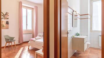 2 Schlafzimmer, Bügeleisen/Bügelbrett, kostenloses WLAN, Bettwäsche