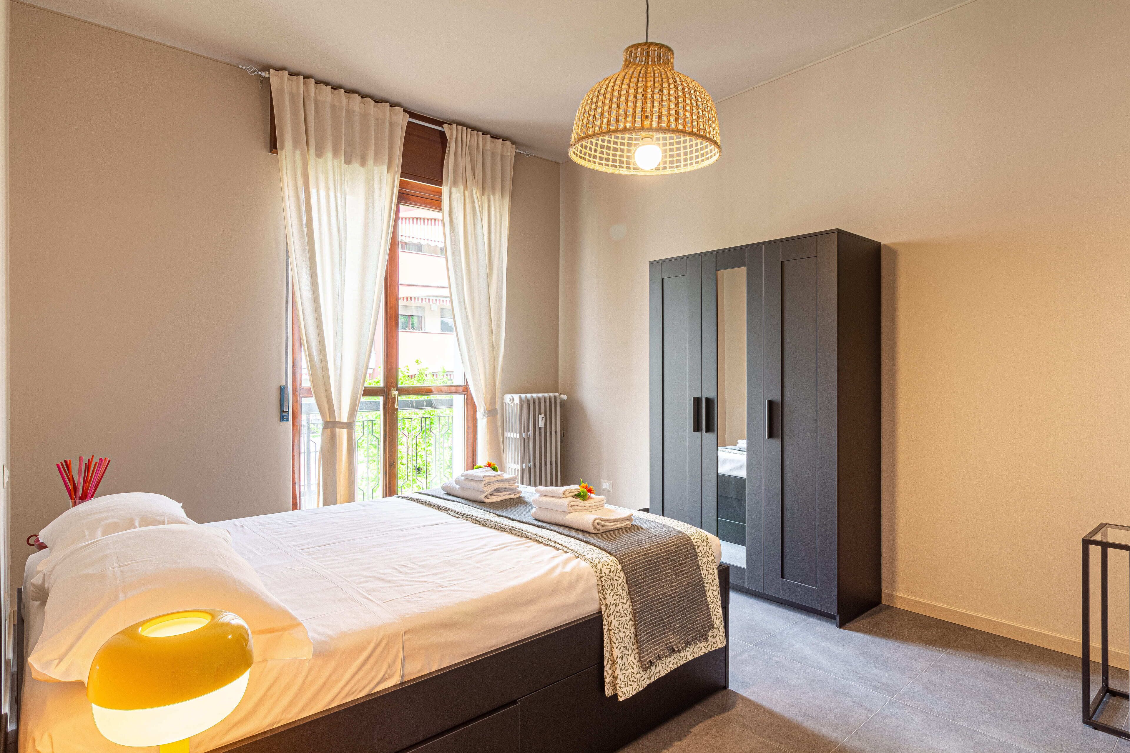 2 slaapkamers, een strijkplank/strijkijzer, gratis wifi, beddengoed