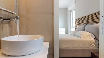 3 chambres, fer et planche Ă repasser, Wi-Fi gratuit, draps fournis