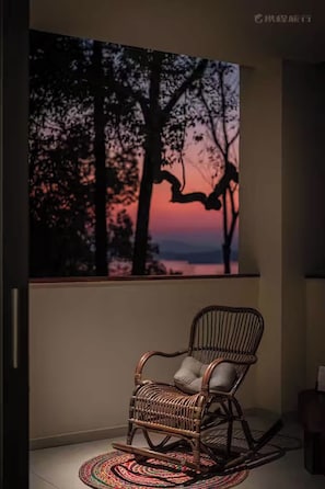 Exclusive Double Room, Partial Lake View | Wi-fi percuma