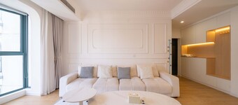 Zhome-Magnificent scenery of the Huangpu River- Near the Bund