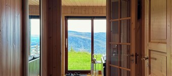 Ski-In/Out Apartment in Hafjell with Sauna & Stunning Views