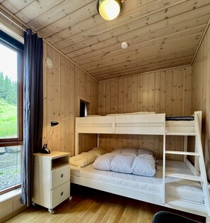 3 bedrooms, free WiFi - Ski-In/Out Apartment in Hafjell with Sauna & Stunning Views (Øyer kommune)