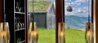 Ski-In/Out apt. Hafjell - Sauna & Stunning Views