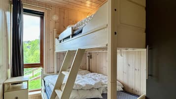 3 bedrooms, WiFi