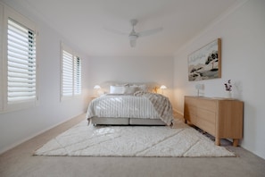 5 bedrooms, iron/ironing board, travel cot, free WiFi