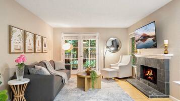 TV, fireplace, offices