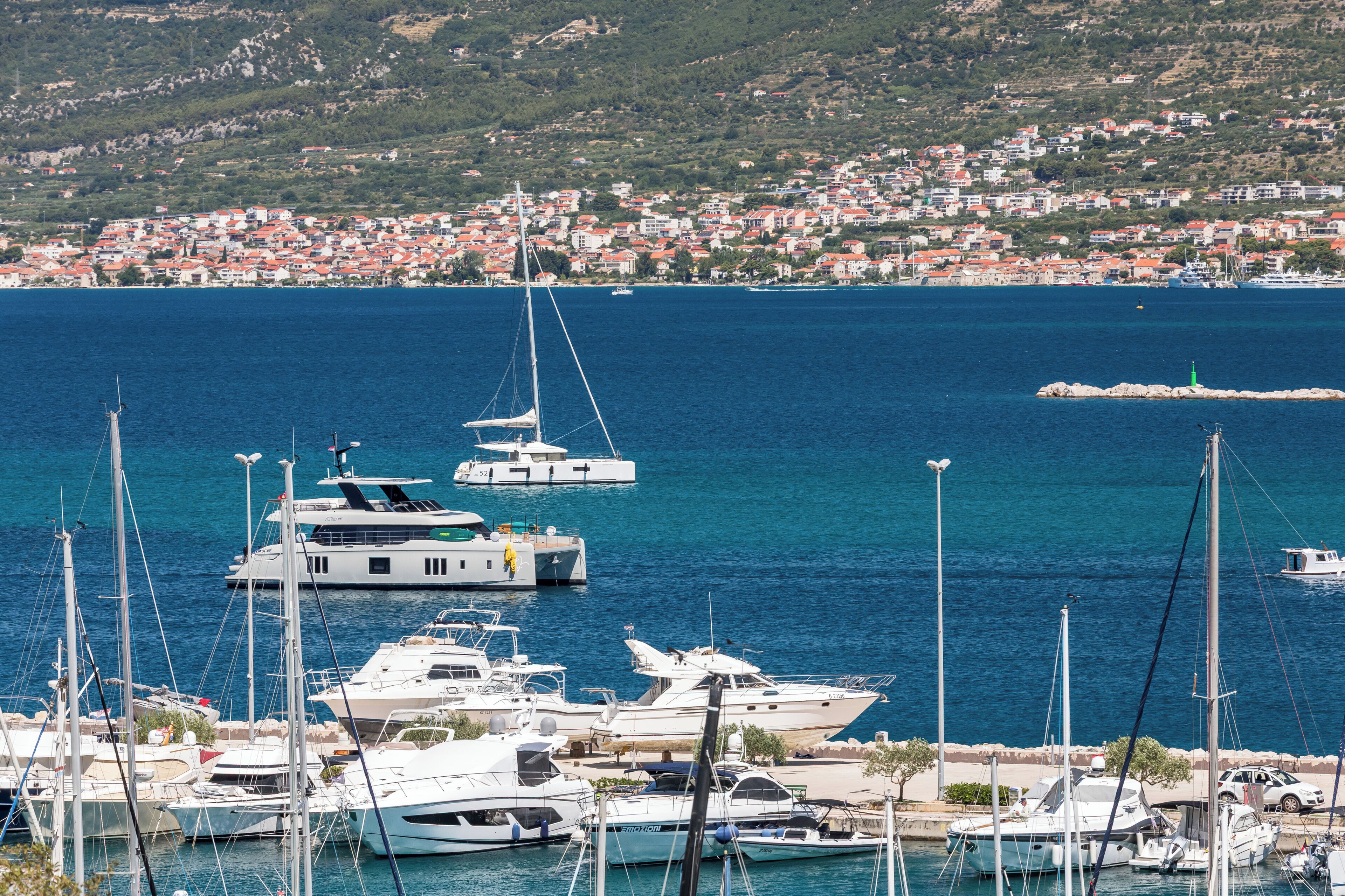 Photo - Akademis - Fit Split