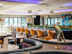 Dining - 2 bedroom accommodation in Patrington Haven (Patrington Haven)