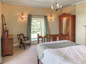 7 bedrooms, free WiFi