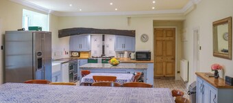 Hafod Grove - UKC6955
