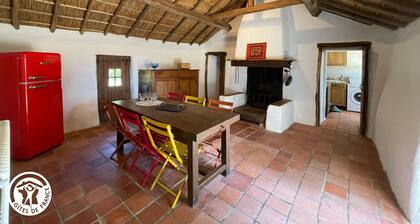 Séjour Authentique en Bourrines Traditionnelles à Beauvoir-sur-Mer