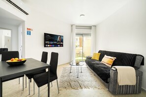 Apartamento, vistas al jardín | Zona de estar