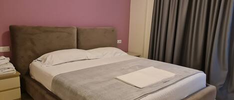 Iron/ironing board