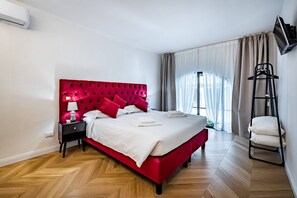 3 bedrooms, iron/ironing board, free WiFi - YiD perfect for a holiday  near city center (Florence)