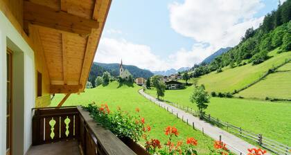 Apartment 'Leite' with Mountain View, Shared Garden and Wi-Fi