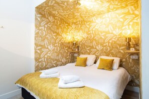 1 chambre, bureau, fer et planche à repasser, Wi-Fi gratuit
