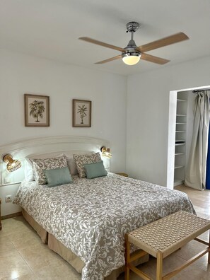 2 間睡房、熨斗/熨衫板、Wi-Fi、床單