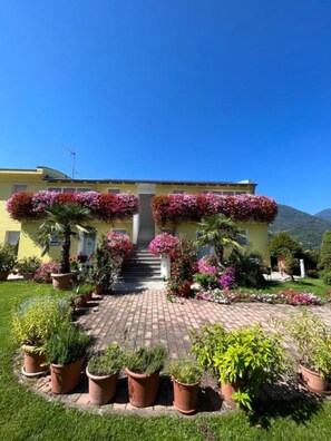 Jardines del alojamiento