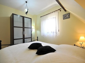 3 habitaciones y ropa de cama 