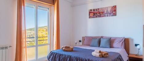 2 Schlafzimmer, Bügeleisen/Bügelbrett, WLAN, Bettwäsche