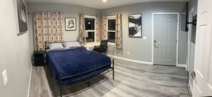 3 chambres, bureau, fer et planche à repasser, Wi-Fi gratuit