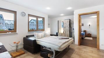 1 bedroom, WiFi, bed sheets