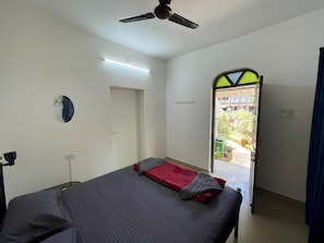 Una cassaforte in camera, Wi-Fi gratuito, lenzuola