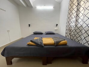 5 soveværelser, pengeskab på værelset, gratis Wi-Fi, sengetøj