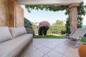 Appartement, 2 chambres, patio | Terrasse/Patio