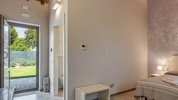 1 camera, Wi-Fi, lenzuola