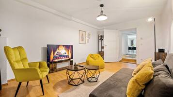 Smart TV, stereo
