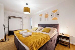 Desk, free WiFi, bed sheets